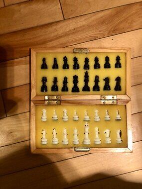 Folding Wooden Magnetic Chess Set Chessboard Plastic Pieces Chess Board 20x20 cm